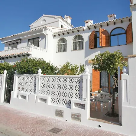 Casa vacanze 3 Bedroom Amazing In Torrevieja